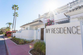 Stylish 3 Bedroom Apartment at the Heart of Nueva Andalucia Close to Centro Plaza